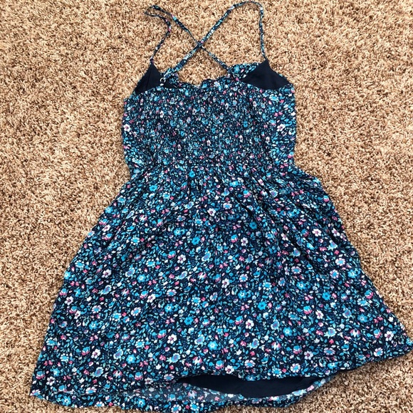 Blue floral Hollister minidress - Large - Picture 4 of 4